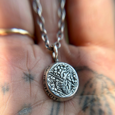 Destruit Necklace