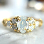 Opalescent Oval Nico - product thumbnail