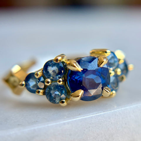 1.25ct blue sapphire Nico