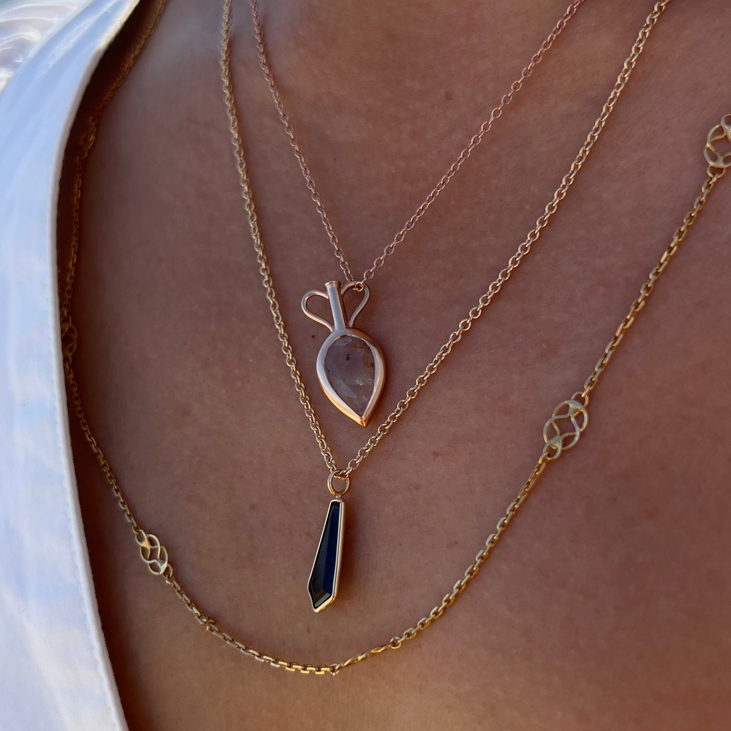 Digby&Iona 14k ゴールドネックレス ディグビーアンドアイオナ Amphora Necklace – Digby & Iona