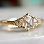 Diamond Deco Florin - product thumbnail