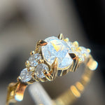 Opalescent Oval Nico - product thumbnail