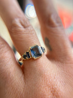 1.15ct Sapphire Deco Florin - product thumbnail