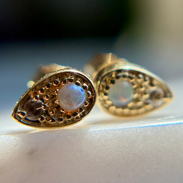 Planchette Studs