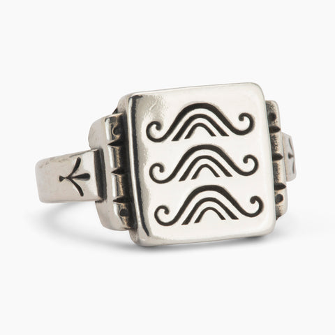 Japanese Wave Ring