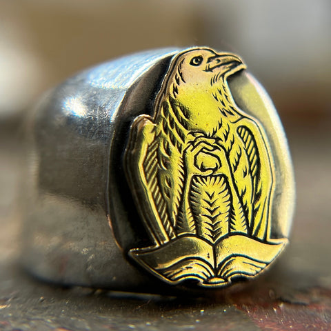 Corvus Magus Signet